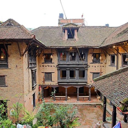 Newa Chen Historic House Unesco ラリトプル エクステリア 写真