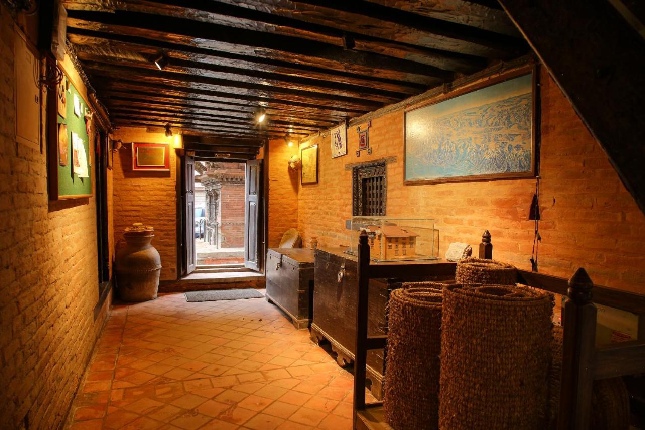 Newa Chen Historic House Unesco ラリトプル エクステリア 写真