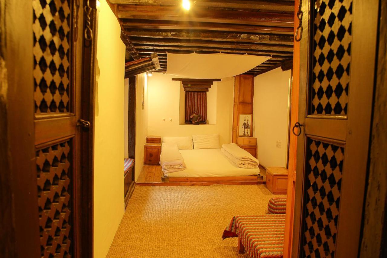 Newa Chen Historic House Unesco ラリトプル エクステリア 写真