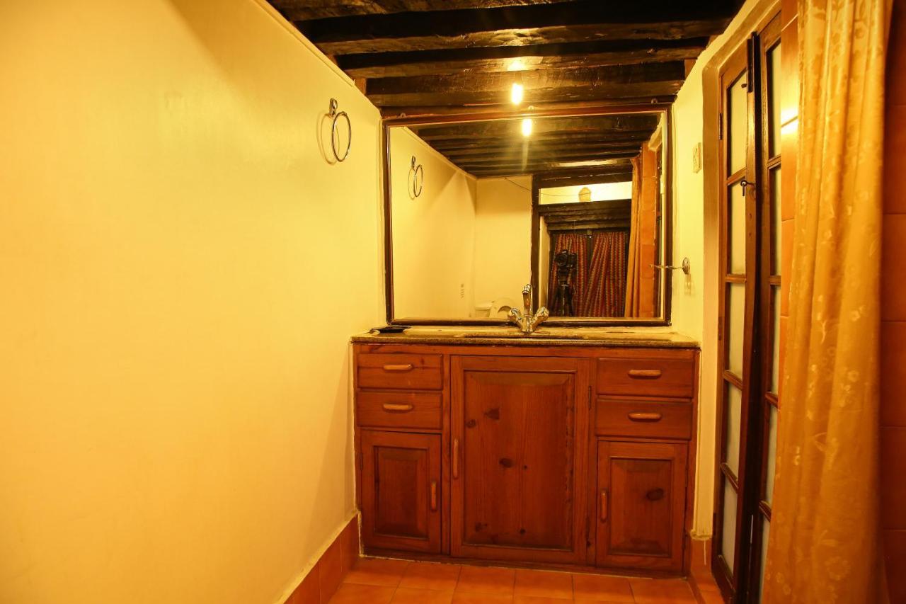 Newa Chen Historic House Unesco ラリトプル エクステリア 写真