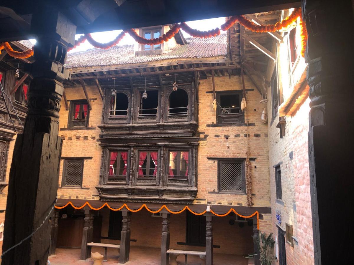 Newa Chen Historic House Unesco ラリトプル エクステリア 写真