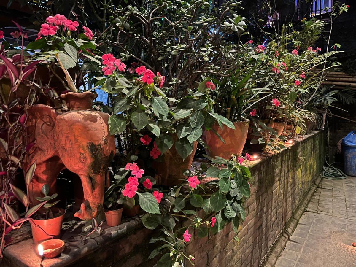 Newa Chen Historic House Unesco ラリトプル エクステリア 写真
